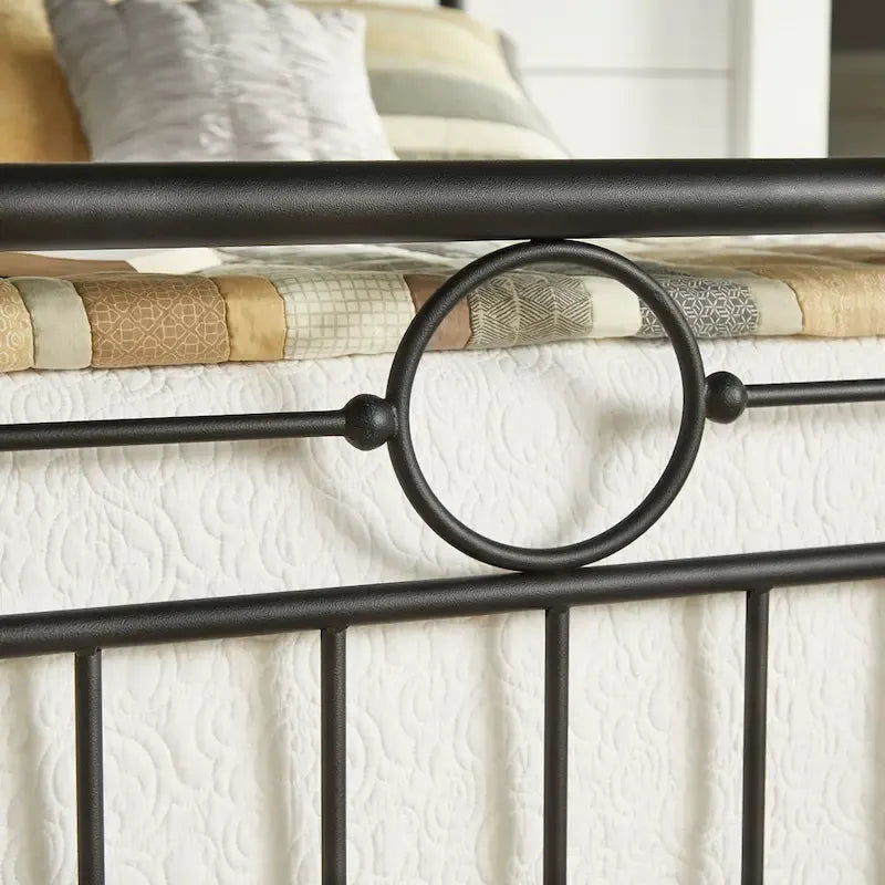 Classic Black Metal Bed with Spindle Headboard